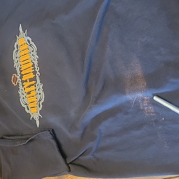 4 Harley Davidson t-shirts (4) - Picture 6 of 8